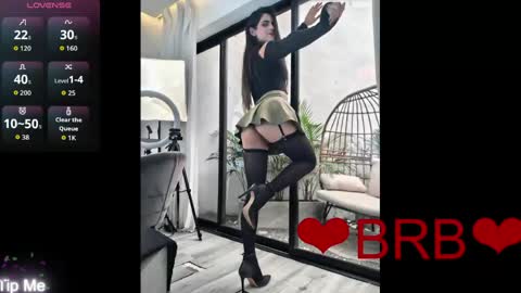 Snapshot of venus_flame chatting on April 28, 11:37 am VENUS online show from April 28, 11:37 am