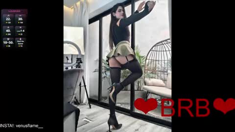 Snapshot of venus_flame chatting on April 29, 11:36 am VENUS online show from April 29, 11:36 am
