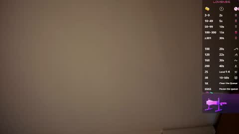 Snapshot of venus_leroy chatting on June 30, 10:11 pm Venus online show from June 30, 10:11 pm