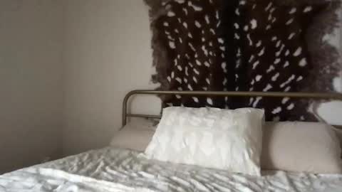 venustheflytrap online show from November 21, 8:29 pm