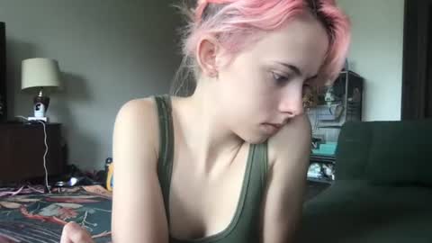 Snapshot of venustheflytrap chatting on July 31, 6:29 pm venustheflytrap online show from July 31, 6:29 pm