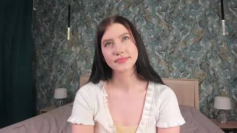 Snapshot of veolasil chatting on April 22, 7:37 pm Veola online show from April 22, 7:37 pm
