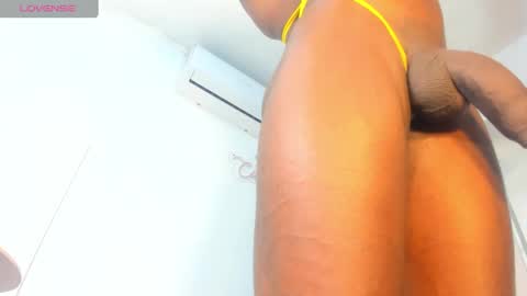 Snapshot of vera_candella chatting on September 17, 1:35 pm vera online show from September 17, 1:35 pm