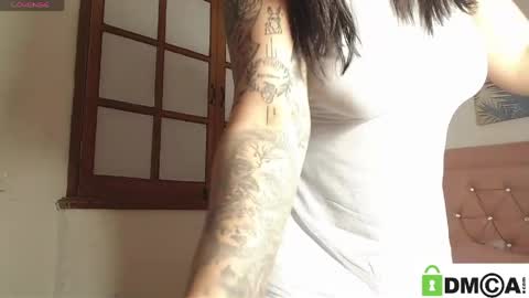 Snapshot of vera_lux chatting on May 9, 10:04 pm Vera Lux online show from May 9, 10:04 pm