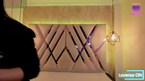 Snapshot of verabest chatting on February 20, 11:31 am Domelipa online show from February 20, 11:31 am