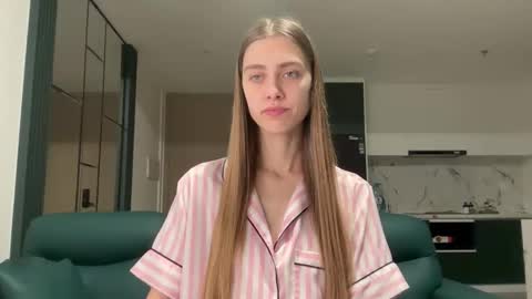 verablanc online show from May 27, 10:51 pm