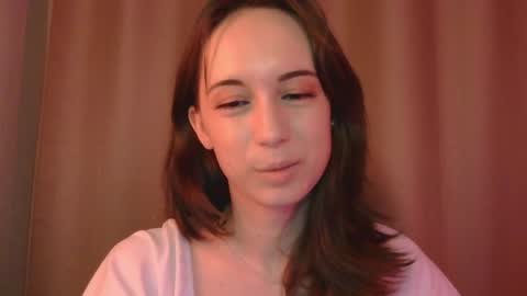 Una online show from December 4, 1:20 pm