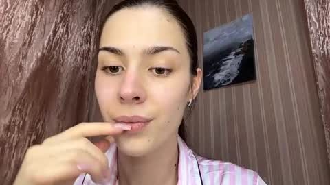 Ayla online show from April 12, 11:26 am