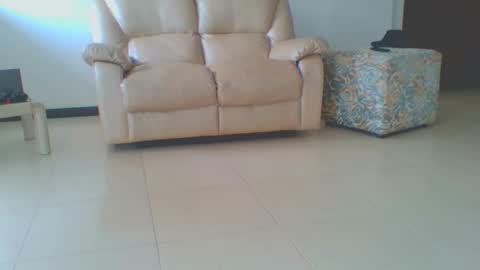 Snapshot of vergagolosa22 chatting on February 18, 5:09 pm vergagolosa22 online show from February 18, 5:09 pm