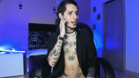 vergil_noir online show from April 23, 5:30 am