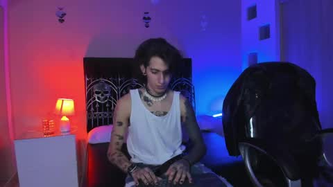 vergil_noir online show from April 29, 4:38 am