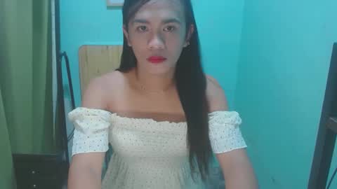 Snapshot of verhenia chatting on December 19, 3:18 am verhenia online show from December 19, 3:18 am