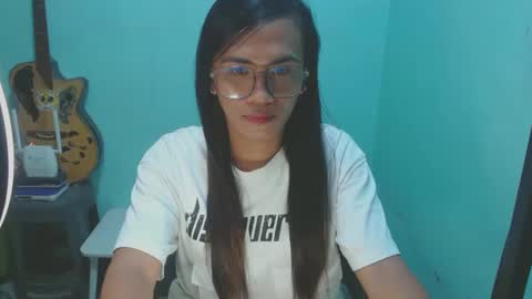 Snapshot of verhenia chatting on January 9, 8:13 am verhenia online show from January 9, 8:13 am