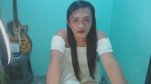 Snapshot of verhenia chatting on January 13, 1:34 am verhenia online show from January 13, 1:34 am