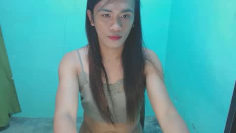 Snapshot of verhenia chatting on January 23, 9:08 am verhenia online show from January 23, 9:08 am