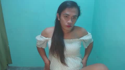 Snapshot of verhenia chatting on January 25, 2:58 am verhenia online show from January 25, 2:58 am