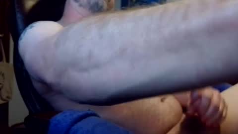 Snapshot of vermontguy76 chatting on December 13, 4:22 am vermontguy76 online show from December 13, 4:22 am