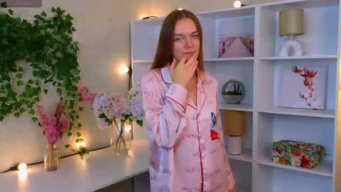 Snapshot of vernitashinsky chatting on September 22, 1:40 am Olivia online show from September 22, 1:40 am