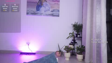 vero_cam online show from March 1, 3:19 am