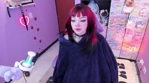     online show from September 16, 11:28 pm