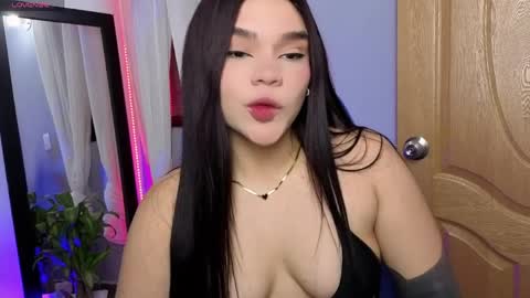 veronica_118 online show from April 12, 5:23 am