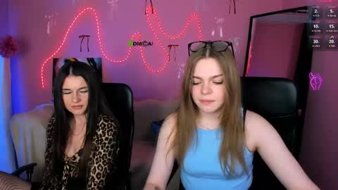 Ronni online show from April 13, 7:08 pm