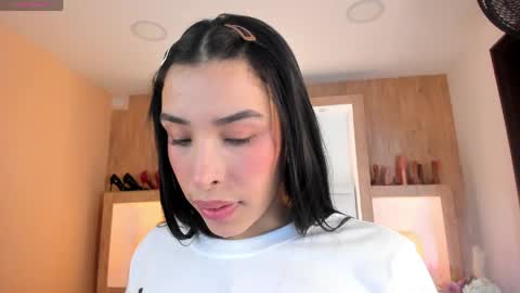 Snapshot of veronica_garciaa chatting on May 27, 4:26 pm Johovanna online show from May 27, 4:26 pm