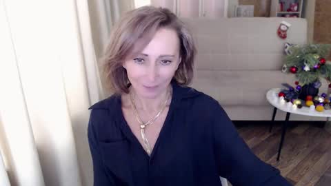 Snapshot of veronicagilbert chatting on January 5, 8:32 am Helen online show from January 5, 8:32 am