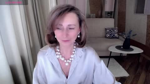 Snapshot of veronicagilbert chatting on January 22, 5:05 am Helen online show from January 22, 5:05 am