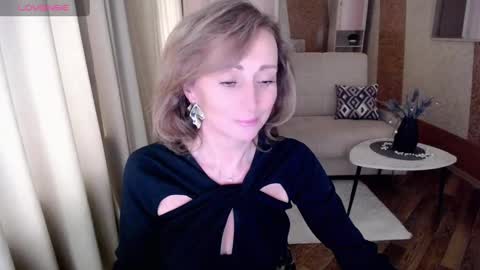 Snapshot of veronicagilbert chatting on February 1, 5:28 am Helen online show from February 1, 5:28 am