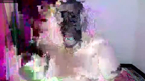 Snapshot of veronicakisses chatting on February 15, 7:06 am MS. VERONICA 22 I love Aza 3 online show from February 15, 7:06 am