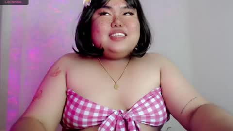 Snapshot of veronicakisses chatting on February 23, 4:13 pm MS. VERONICA 22 I love Aza 3 online show from February 23, 4:13 pm