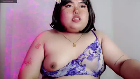 Snapshot of veronicakisses chatting on February 26, 6:32 pm MS. VERONICA 22 I love Aza 3 online show from February 26, 6:32 pm