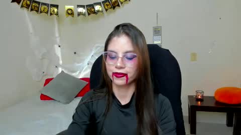 Veronica Miller online show from October 31, 12:44 am