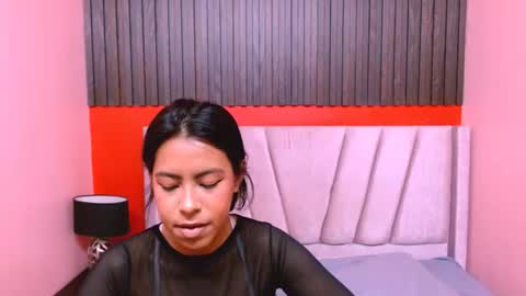 Veronica Robles online show from July 4, 6:36 pm