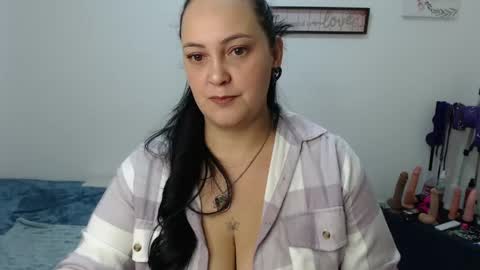 veroniicabbw_ online show from May 23, 1:48 pm