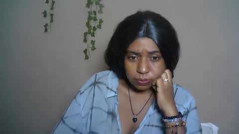 verronique1511 online show from April 8, 2:44 am