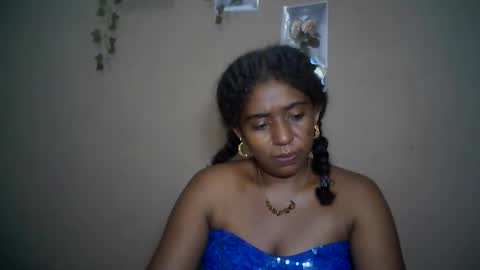 Snapshot of verronique1511 chatting on May 3, 4:13 pm verronique1511 online show from May 3, 4:13 pm