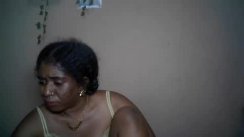Snapshot of verronique1511 chatting on May 8, 4:23 pm verronique1511 online show from May 8, 4:23 pm