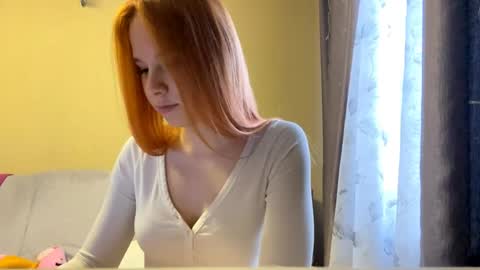 Lina online show from May 21, 11:39 am