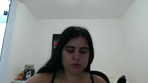 Snapshot of veruca99 chatting on November 2, 8:33 pm veruca99 online show from November 2, 8:33 pm