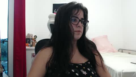 Snapshot of veruca99 chatting on March 26, 9:09 pm veruca99 online show from March 26, 9:09 pm
