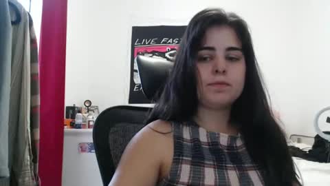Snapshot of veruca99 chatting on April 14, 1:17 pm veruca99 online show from April 14, 1:17 pm