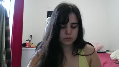 Snapshot of veruca99 chatting on April 22, 5:47 pm veruca99 online show from April 22, 5:47 pm