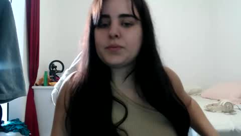 Snapshot of veruca99 chatting on June 2, 7:16 pm veruca99 online show from June 2, 7:16 pm