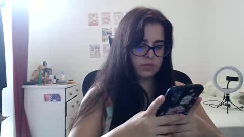 Snapshot of veruca99 chatting on June 10, 6:29 pm veruca99 online show from June 10, 6:29 pm