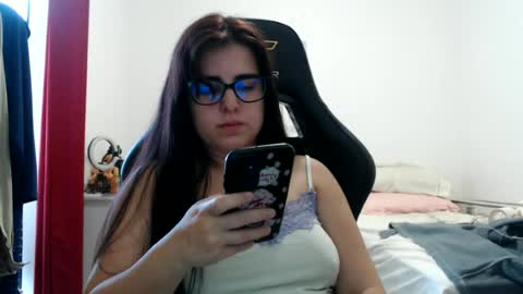Snapshot of veruca99 chatting on June 22, 12:57 pm veruca99 online show from June 22, 12:57 pm