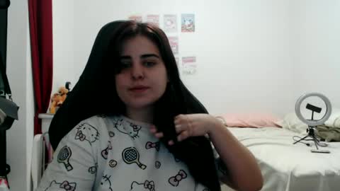Snapshot of veruca99 chatting on June 28, 10:49 pm veruca99 online show from June 28, 10:49 pm