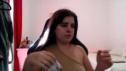 Snapshot of veruca99 chatting on July 2, 7:09 pm veruca99 online show from July 2, 7:09 pm