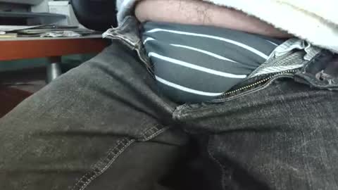 Erik online show from February 19, 8:49 pm